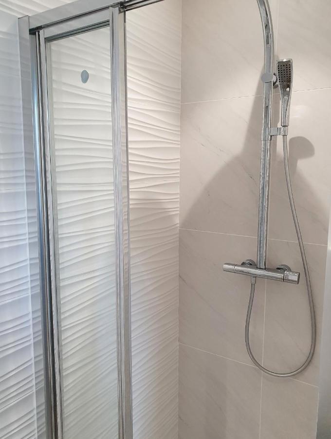 Exigehome - Chambre D'Hote Avec Jacuzzi Et Jardin Paysage, Partage Orgeval  Εξωτερικό φωτογραφία